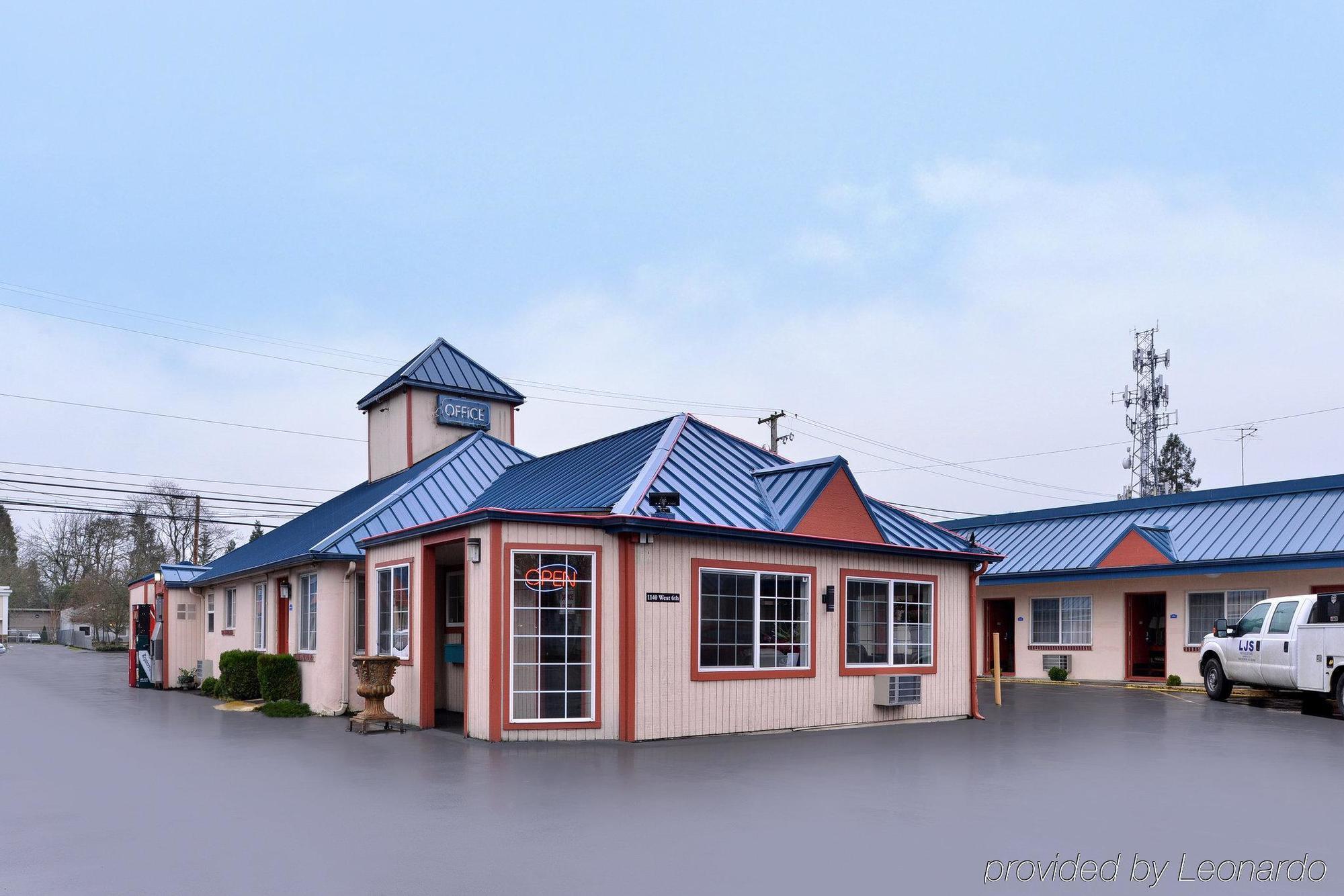 Americas Best Value Inn Eugene Exterior photo
