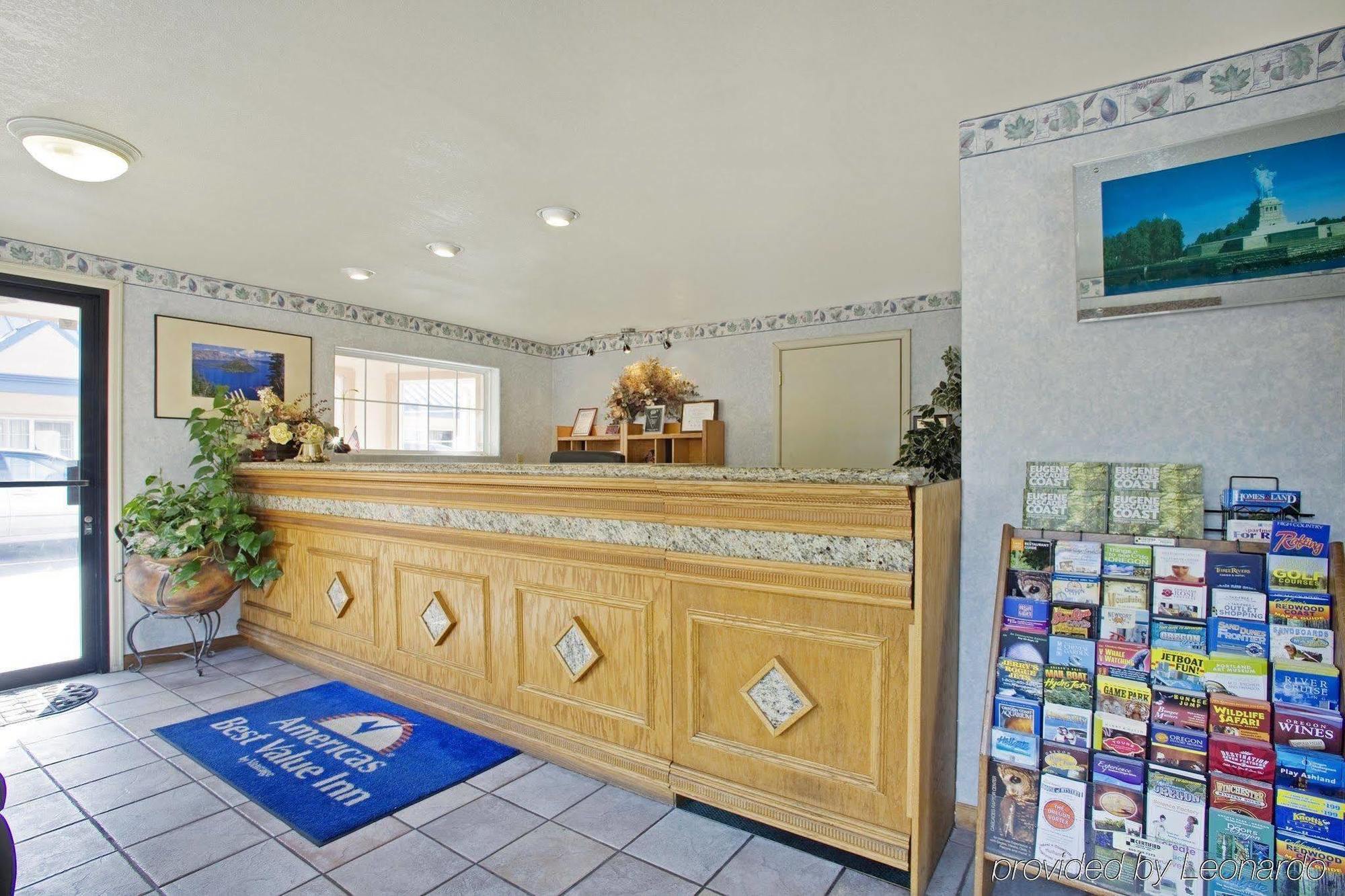 Americas Best Value Inn Eugene Interior photo