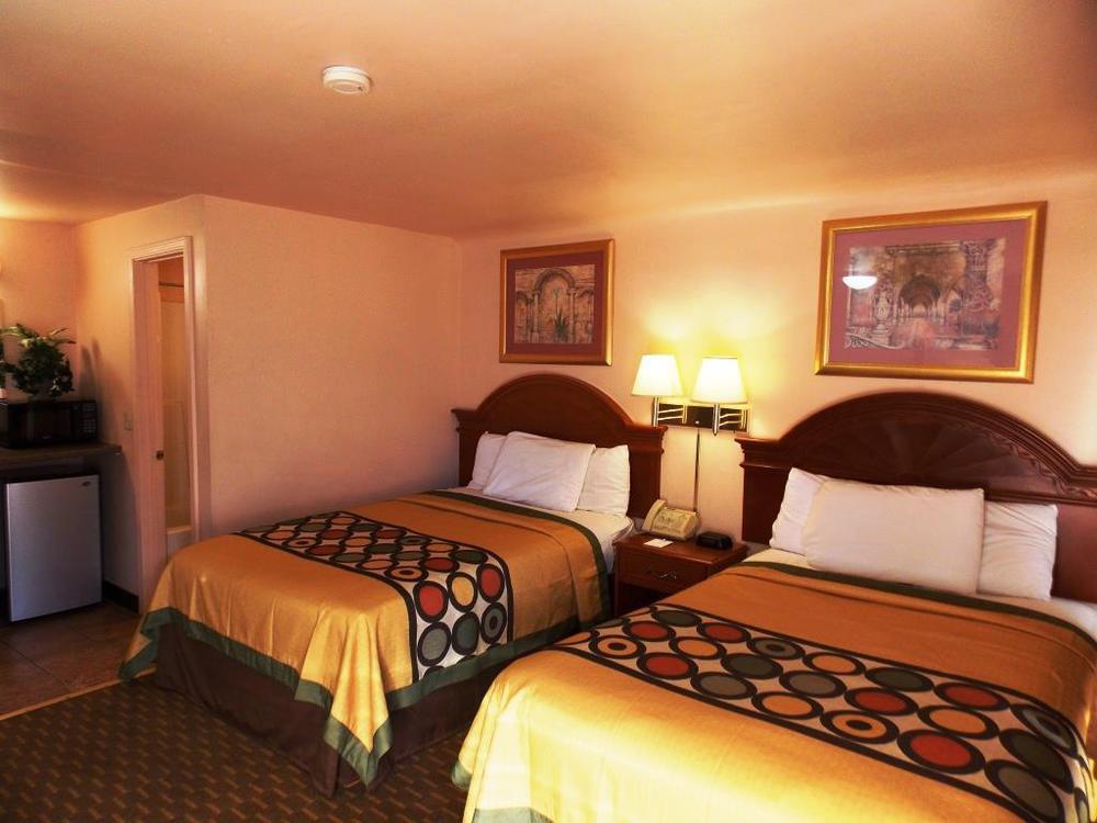 Americas Best Value Inn Eugene Room photo